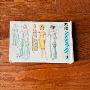 Simplicity Women's Elegant Wedding Dress Pattern